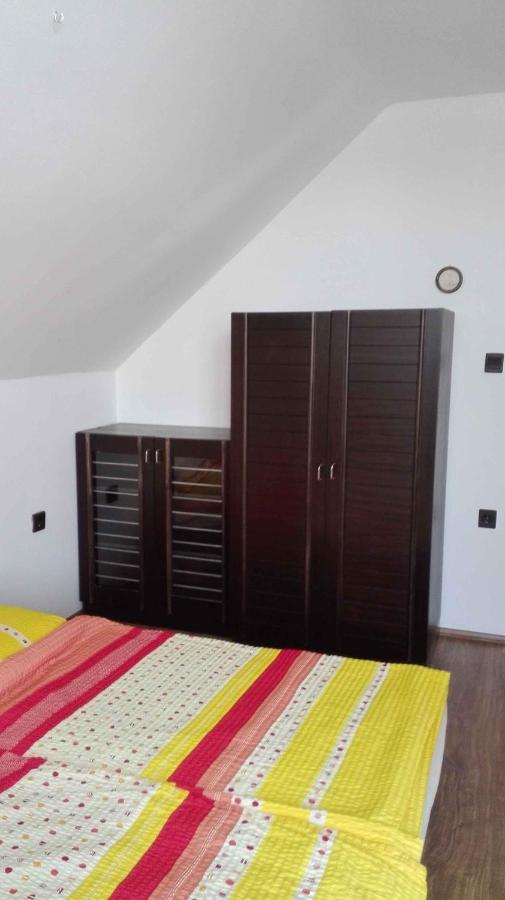 Apartment Balatonlelle 6 Buitenkant foto
